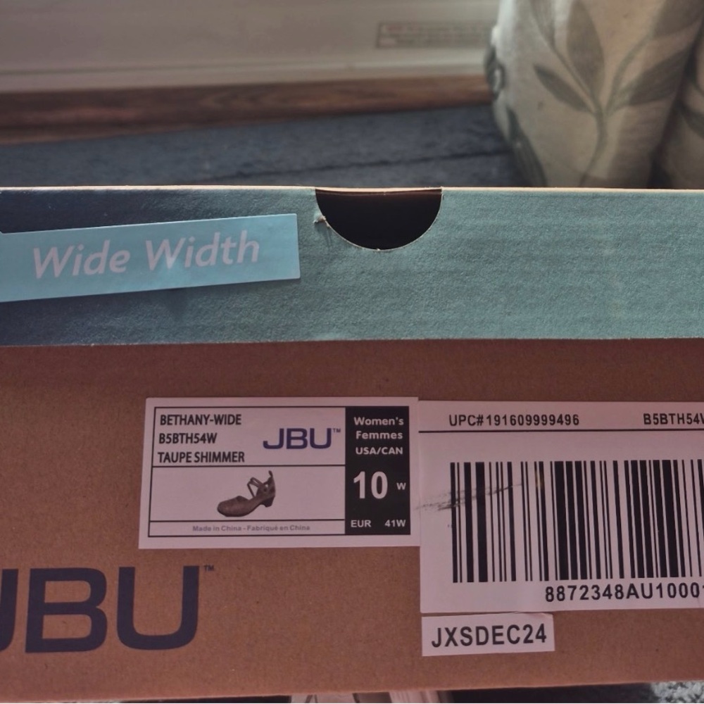 Jbu Women's Bethany Mary Jane Heel Shoe - Picture 9 of 9